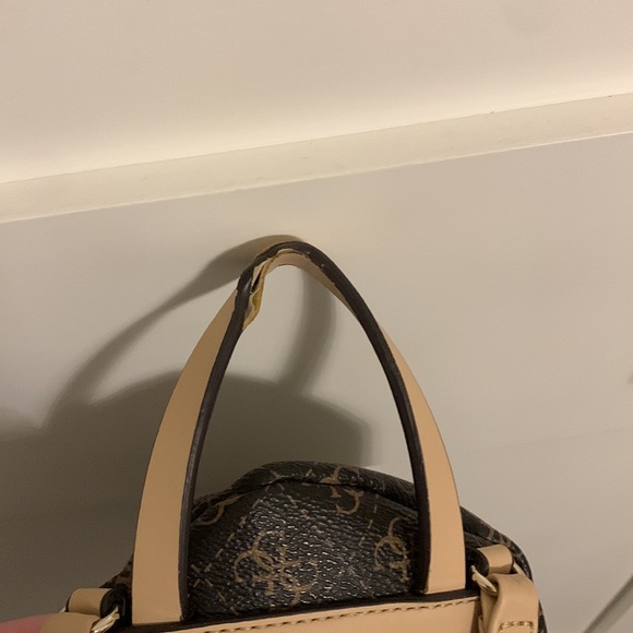 GUESS mini backpack - Picture 6 of 7